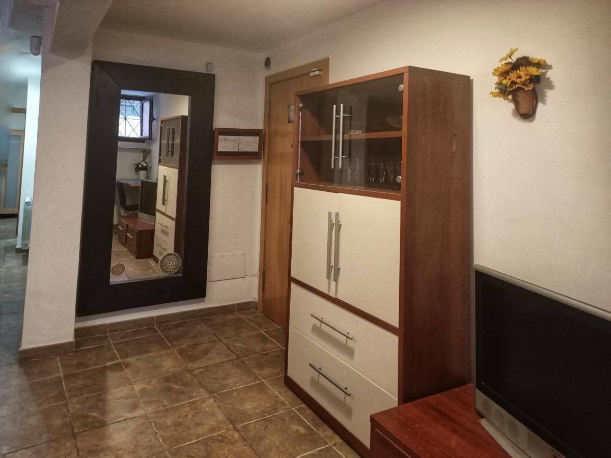 Beautiful Apartment In The Historic Neighbourhood Тарагона Екстериор снимка